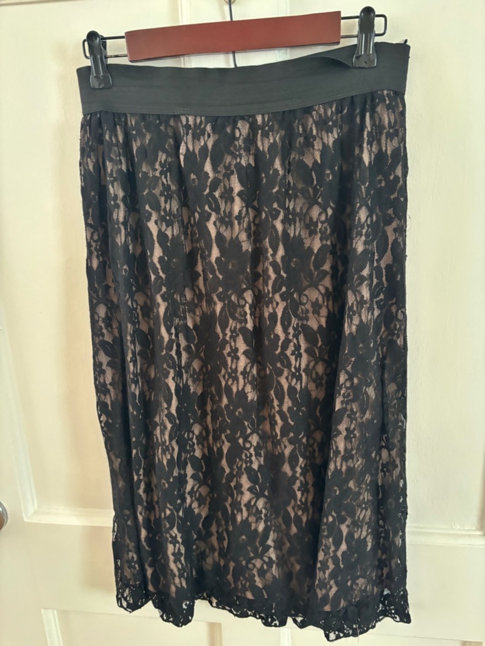 2 for $25 🦋Lavish Black Lace Midi Skirt with Nude Lining